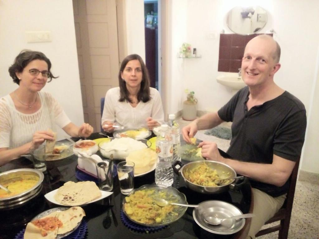 Nathans Holiday Home Kochi Luaran gambar