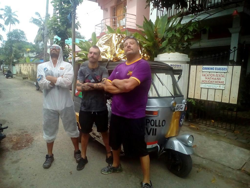 Nathans Holiday Home Kochi Luaran gambar